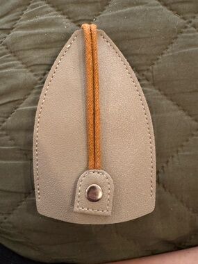 Gray Leather Car Key Case With Pull Out Vivid Color Sleeve